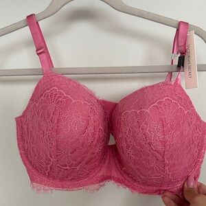 Victoria's Secret Fuchsia Lace Bra